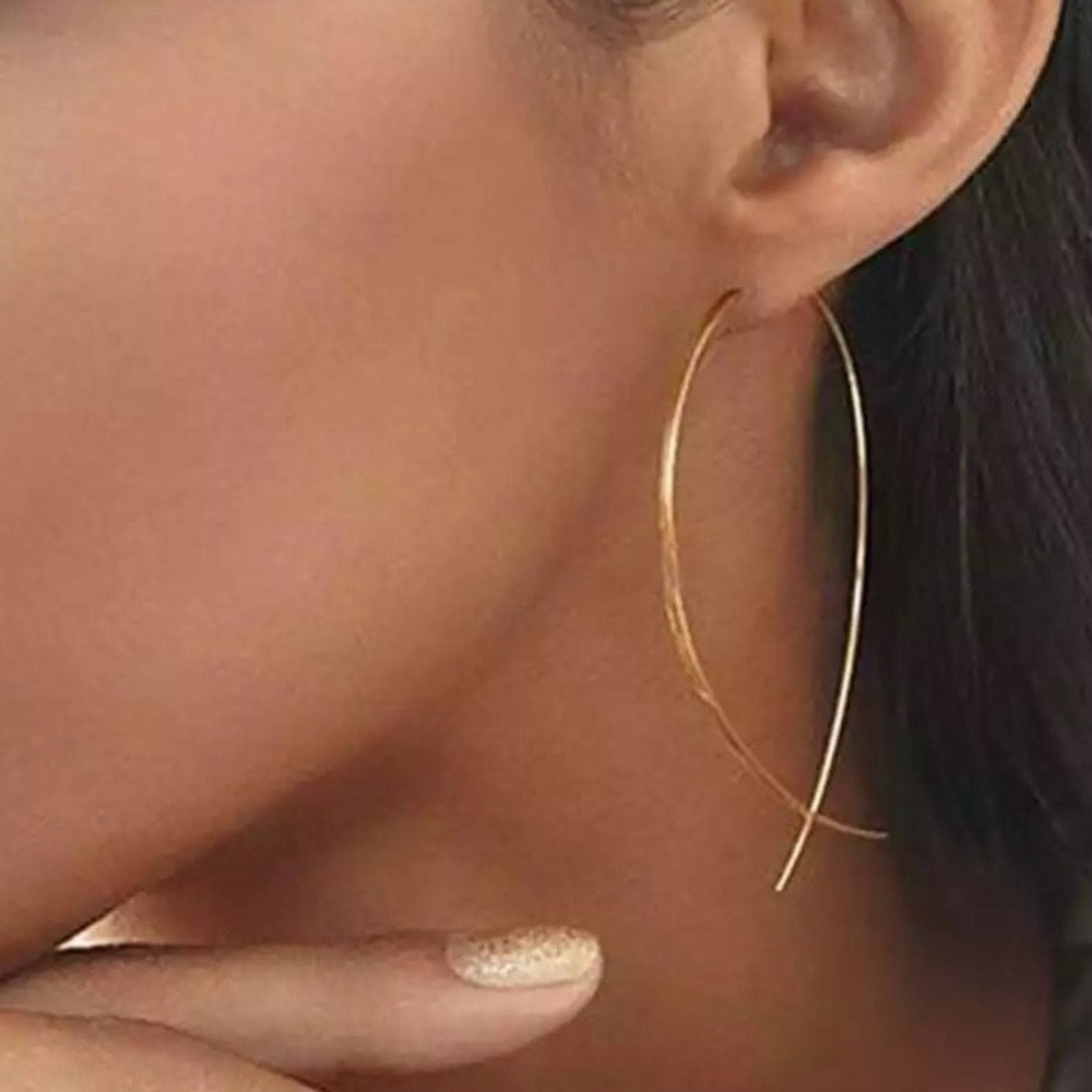 NEW Elegant Gold Fish Threader Wire Hoop Earrings